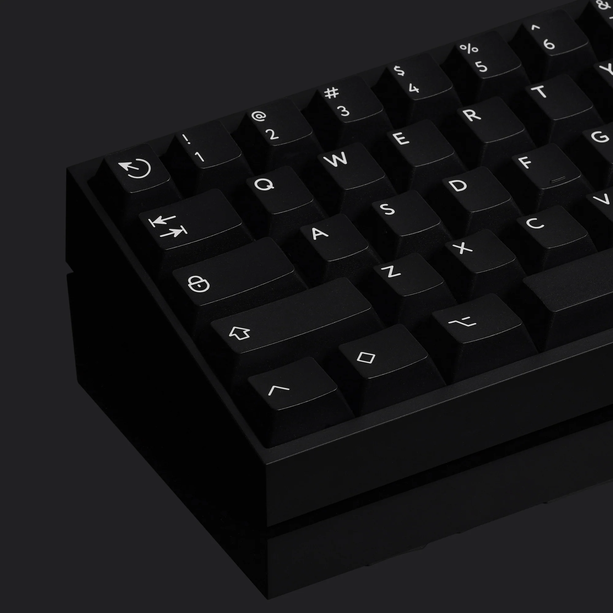 Tofu65 Hot-swap Keyboard With PBTfans WOB Simple Base keycaps - Image 10