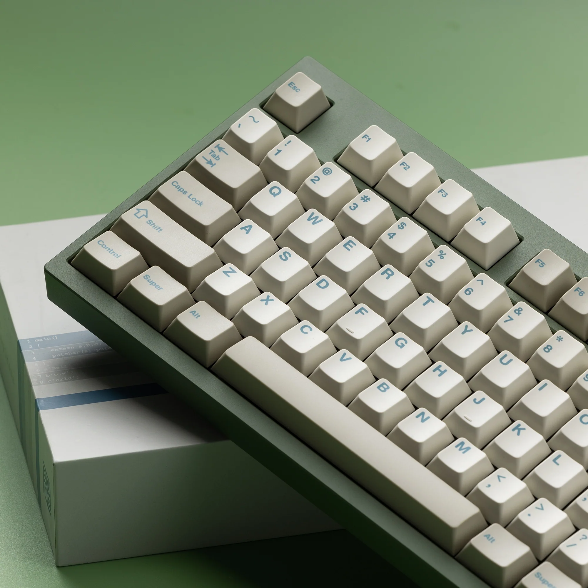 Ready to Use KBD8X MKIII Keyboard With PBTfans Touching Grass - Image 6